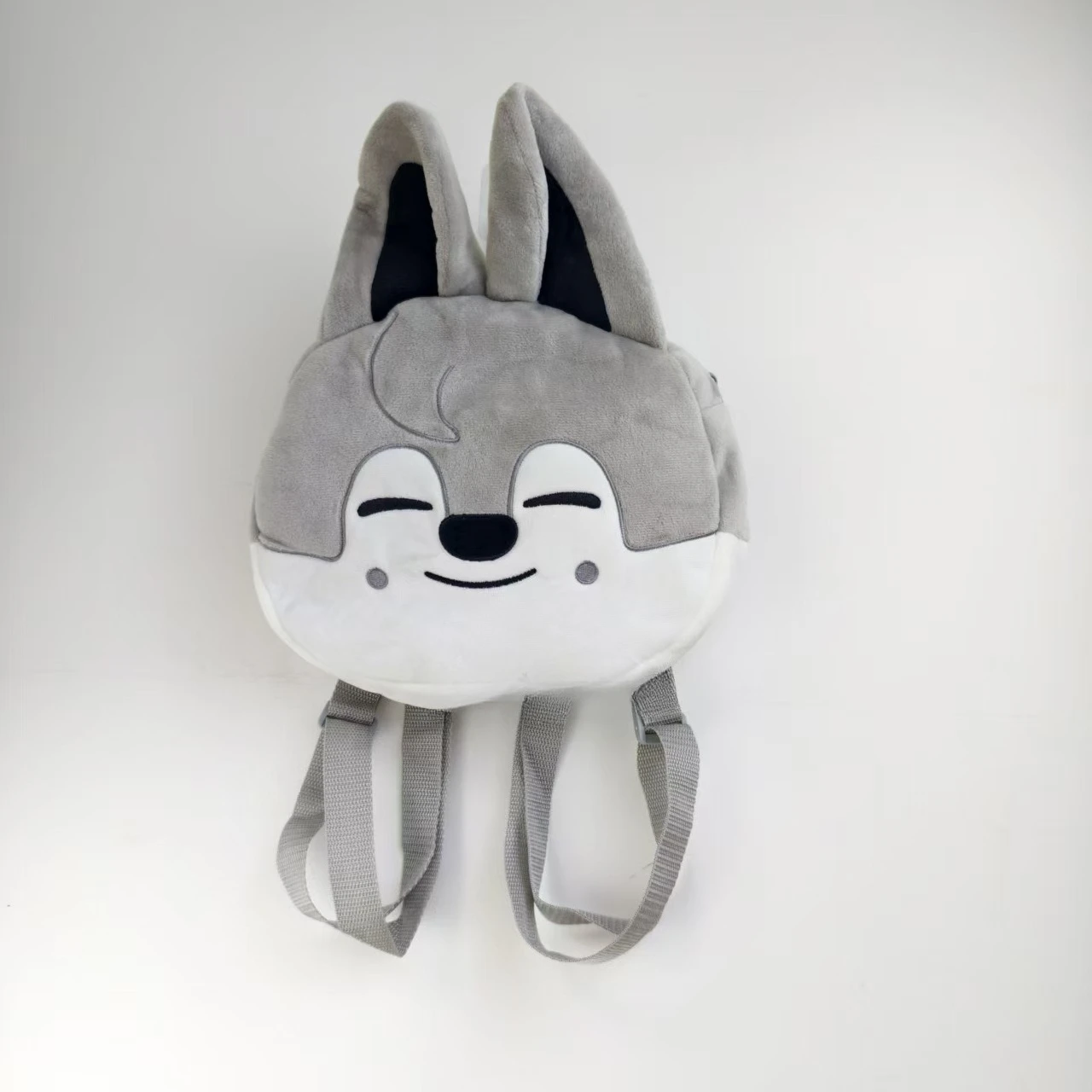 SKZOO Kpop рюкзак плюшевая сумка мужская поясная женская повседневная диагональная сумка для хранения на груди сумка для телефона
SKZOO Kpop рюкзак плюшевая сумка мужская поясная женская повседневная диагональная сумка для хранения на груди сумка для телефона