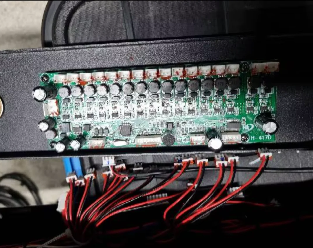 H-417D 8 Eyes LA SER 8 Heads LED Moving Head Bar Beam Light Motherboard
H-417D 8 Eyes LA SER 8 Heads LED Moving Head Bar Beam Light Motherboard