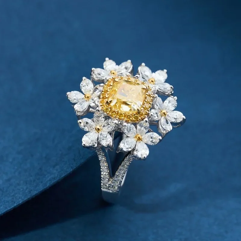 Luxury Female Yellow Crystal Rings For Women Charm Silver Color Wedding Ring Exquisite Bride Flower Zircon Engagement Jewelry
Luxury Female Yellow Crystal Rings For Women Charm Silver Color Wedding Ring Exquisite Bride Flower Zircon Engagement Jewelry