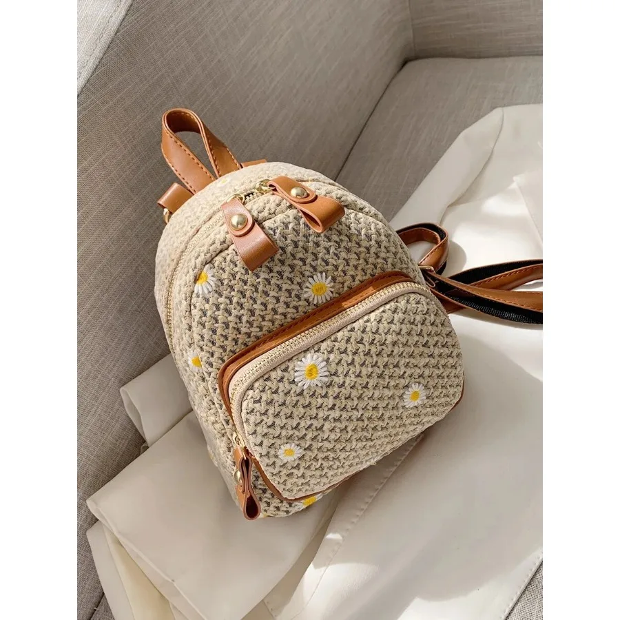 Mini Floral Embroidered Straw Bag, Perfect For Summer Beach Vacation, Backpack, Large Capacity, Laptop Compartment, Portable, F
Mini Floral Embroidered Straw Bag, Perfect For Summer Beach Vacation, Backpack, Large Capacity, Laptop Compartment, Portable, F