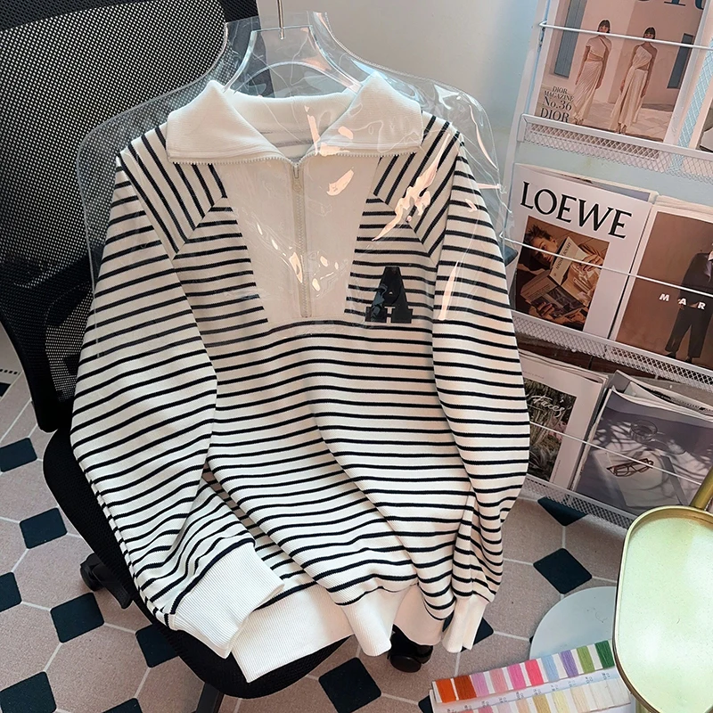 Casual Letter Loose Hoodies Pullover Hip-hop Sports Style Vintage Striped Hoodies Women Comfortable Basic Lazy 2023 New Jackets
Casual Letter Loose Hoodies Pullover Hip-hop Sports Style Vintage Striped Hoodies Women Comfortable Basic Lazy 2023 New Jackets
