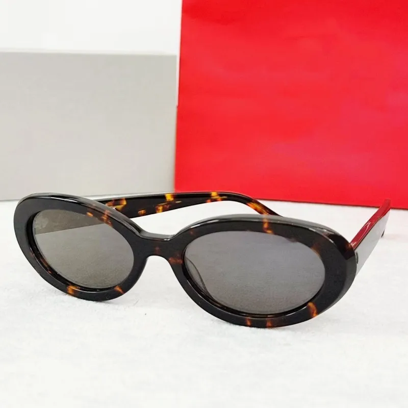 Brands Metal Square Sunglasses for Men and Women, UV Protection Shades, Polarized Lenses Retro Eyewear
Brands Metal Square Sunglasses for Men and Women, UV Protection Shades, Polarized Lenses Retro Eyewear