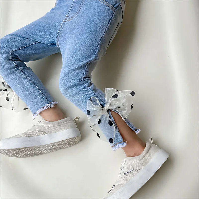 Spring Autumn Baby Girls Cotton Stylish Lace Bow Tie Jeans Pant School Kids Outdoor Denim Trousers Children Outfit Bottom 1-8 Yr
Spring Autumn Baby Girls Cotton Stylish Lace Bow Tie Jeans Pant School Kids Outdoor Denim Trousers Children Outfit Bottom 1-8 Yr