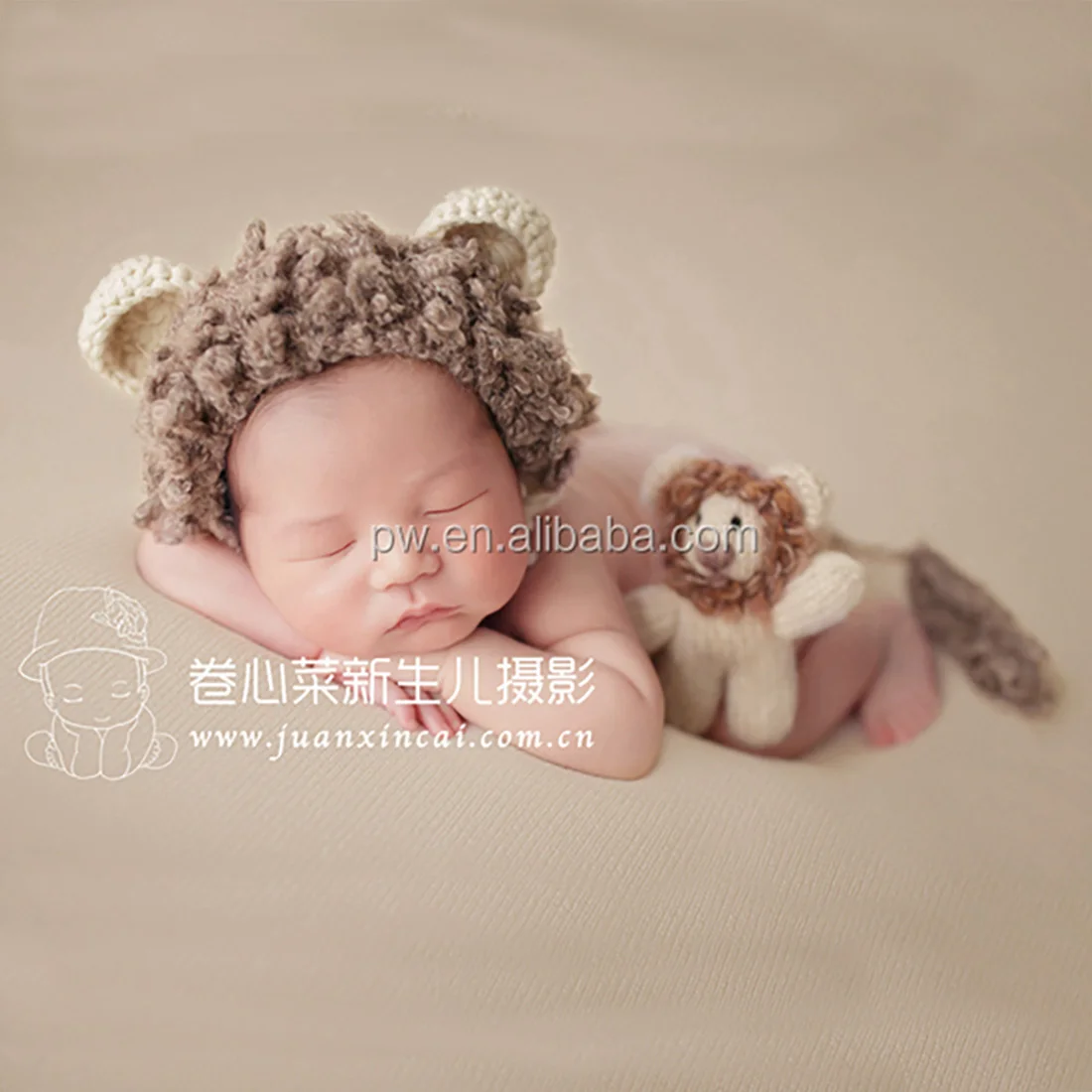 Knitted Baby Lion Bonnet Outfit Newborn Photography Props Infant Baby Romper And Bonnet Set Photo Props
Knitted Baby Lion Bonnet Outfit Newborn Photography Props Infant Baby Romper And Bonnet Set Photo Props