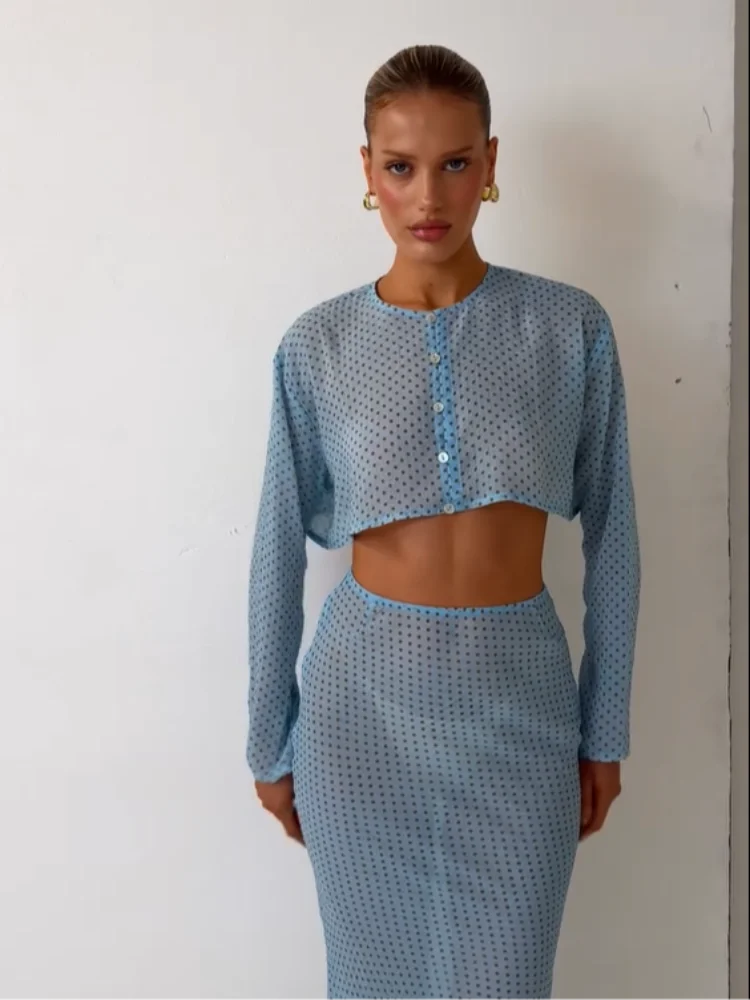 Lady Polka Dot Cropped Top Set Chic Sexy Full Sleeve Blouse High Waist See Through Skirt Sets 2026 Women Vacation Party Outfit
Lady Polka Dot Cropped Top Set Chic Sexy Full Sleeve Blouse High Waist See Through Skirt Sets 2026 Women Vacation Party Outfit