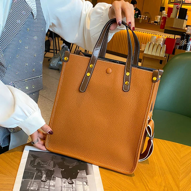 Genuine Leather Women's Bag 2024 New Large Capacity Women Shoulder Bags High Quality Cowhide Rectangle Female Handbags 9020
Genuine Leather Women's Bag 2024 New Large Capacity Women Shoulder Bags High Quality Cowhide Rectangle Female Handbags 9020