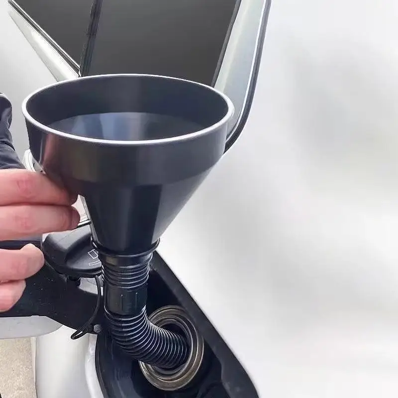 Long Spout Funnel with Filter, 32cm Size, Practical Filling Tool for Moto and Vehicle Maintenance
Long Spout Funnel with Filter, 32cm Size, Practical Filling Tool for Moto and Vehicle Maintenance