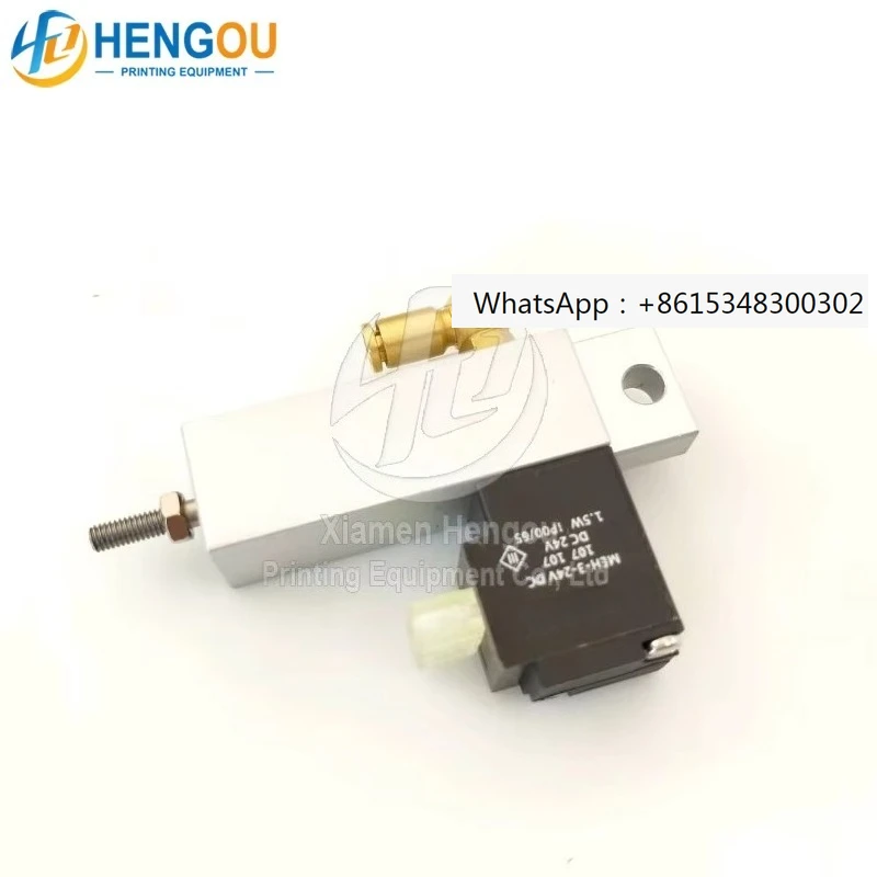 61.184.1131 Electromagnetic Valve ES M-10-4-P-SA Electromagnetic Valve PM74 S-M74 S-M102 Printing Machine Parts
61.184.1131 Electromagnetic Valve ES M-10-4-P-SA Electromagnetic Valve PM74 S-M74 S-M102 Printing Machine Parts