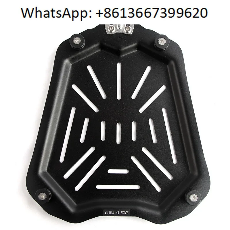 Tail box special parts 28L/36/45L/55L/65L/80L/100L aluminum alloy tail box quick release base accessories
Tail box special parts 28L/36/45L/55L/65L/80L/100L aluminum alloy tail box quick release base accessories