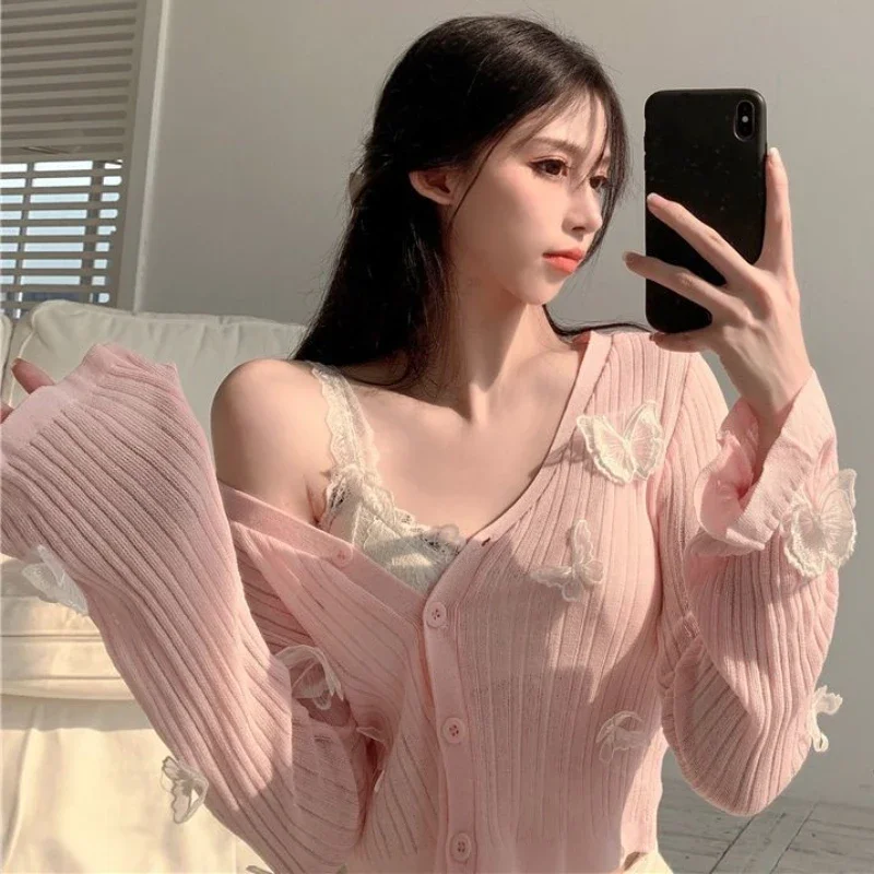 Crop Jackets for Women Sun-proof Coat Sweet Butterfly Appliques Tender Holiday Summer Thin Soft Aesthetic Girlish Daily Ulzzang
Crop Jackets for Women Sun-proof Coat Sweet Butterfly Appliques Tender Holiday Summer Thin Soft Aesthetic Girlish Daily Ulzzang