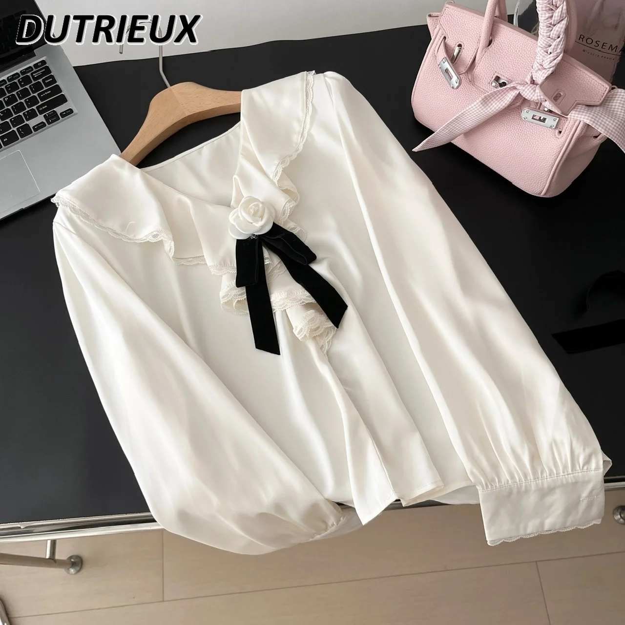2024 Spring Autumn New Fashion Tops Women's French Retro Lace Ruffled Shirt Lapel Long Sleeve V-neck Solid Color Base Blouse
2024 Spring Autumn New Fashion Tops Women's French Retro Lace Ruffled Shirt Lapel Long Sleeve V-neck Solid Color Base Blouse