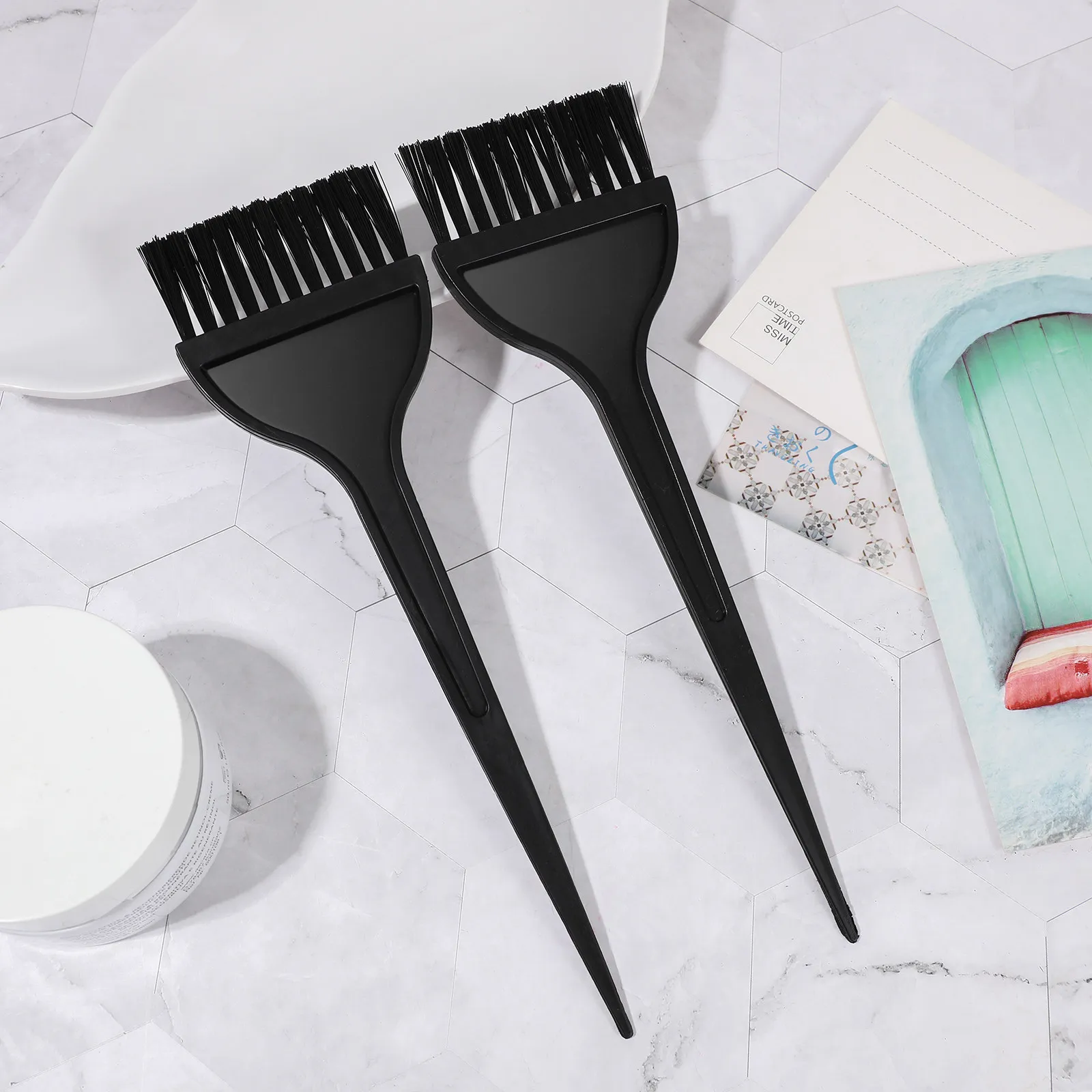 12Pcs Professional Hair Dye Brushes Set Premium Plastic Color Applicator Brush for Salon Spa Cosmetology School Home Use
12Pcs Professional Hair Dye Brushes Set Premium Plastic Color Applicator Brush for Salon Spa Cosmetology School Home Use