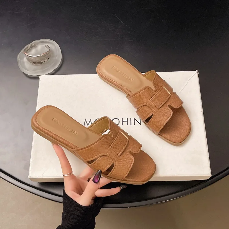 New Fashion Summer Slippers for Women Square Toe Flat Female Sandals Open Toe Comfortable Non Slip Beach Slides Women Slippers
New Fashion Summer Slippers for Women Square Toe Flat Female Sandals Open Toe Comfortable Non Slip Beach Slides Women Slippers