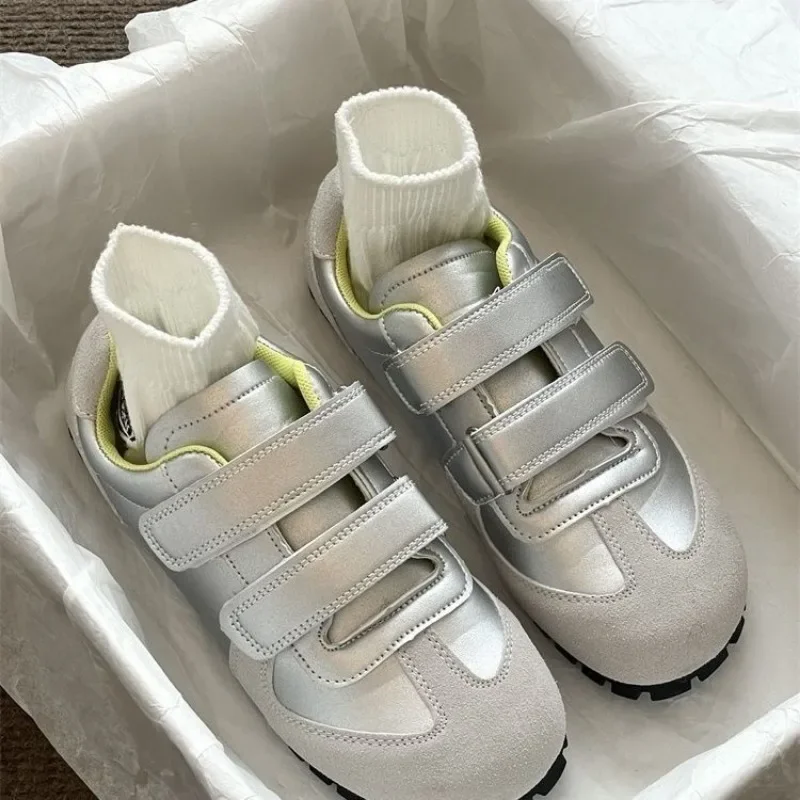 Flat Sneakers Shoes for Women Aesthetic Deals Stylish New Arrival 2025 Casual Cheap Vulcanized Shoe Korean Light Woman Footwear
Flat Sneakers Shoes for Women Aesthetic Deals Stylish New Arrival 2025 Casual Cheap Vulcanized Shoe Korean Light Woman Footwear