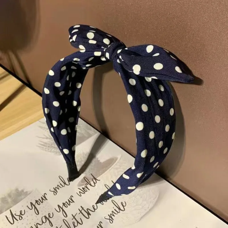 Fashionable Trend Women's Wide Headband Bow Knot Cross Sweet Korean Style Polka Dot Hairband Cute Hoop Headwear hair accessories
Fashionable Trend Women's Wide Headband Bow Knot Cross Sweet Korean Style Polka Dot Hairband Cute Hoop Headwear hair accessories