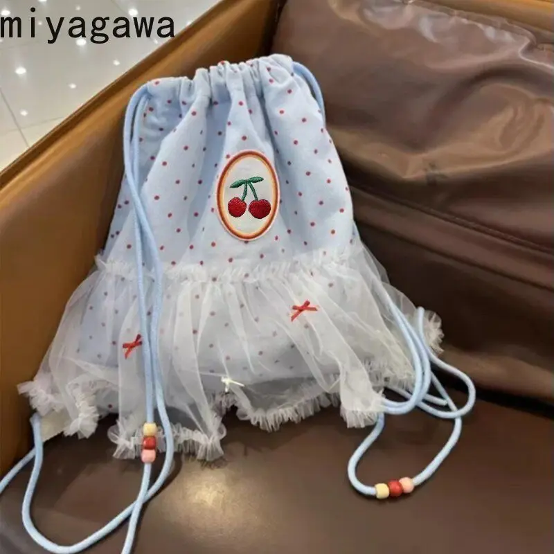 Miyagawa, новый студенческий стиль, большой вместительный рюкзак с цветочным принтом, корейский универсальный студенческий рюкзак на шнурке для поездок на работу, рюкзак для девочек
Miyagawa, новый студенческий стиль, большой вместительный рюкзак с цветочным принтом, корейский универсальный студенческий рюкзак на шнурке для поездок на работу, рюкзак для девочек