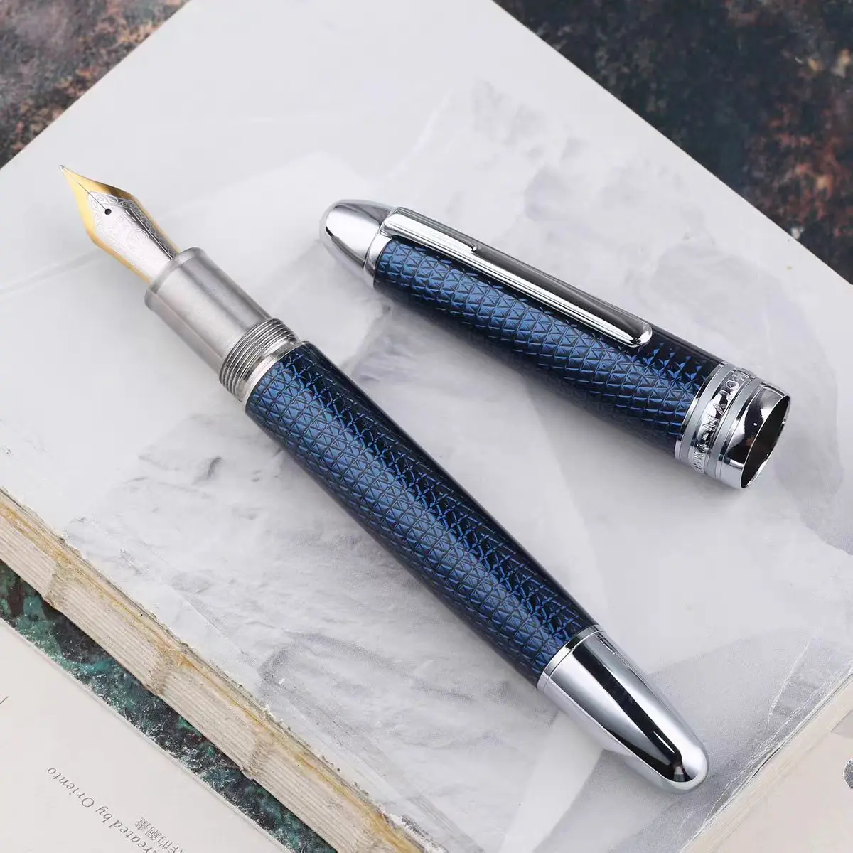 MAJOHN P136 Resin Coated Metal Piston Fountain Pen with Three-dimensional Pattern and Anti Slip Stainless Steel Pen Grip
MAJOHN P136 Resin Coated Metal Piston Fountain Pen with Three-dimensional Pattern and Anti Slip Stainless Steel Pen Grip