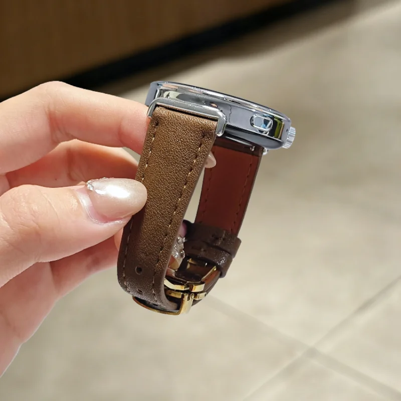 Кожаный ремешок для часов HUAWEI Watch Fit3/Fit4 и HUAWEI Band 8/9/10NFC, изготовленный вручную.
Кожаный ремешок для часов HUAWEI Watch Fit3/Fit4 и HUAWEI Band 8/9/10NFC, изготовленный вручную.