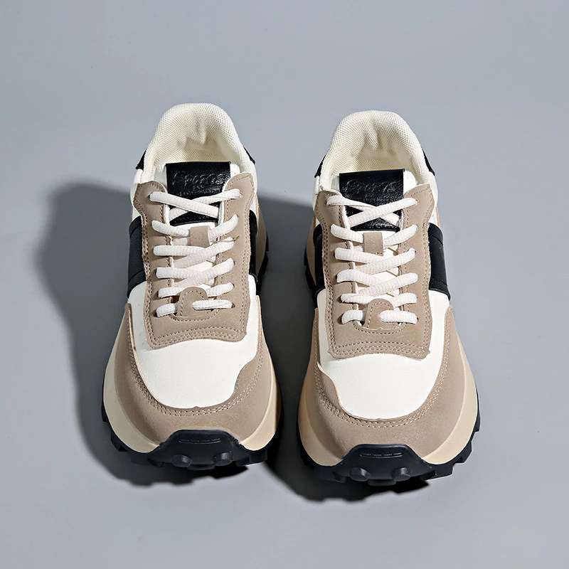 Women's Spring And Autumn New European Station Thick Sole Casual Sports Dad Shoes Trendy Fashionable Comfortable And Versatile
Women's Spring And Autumn New European Station Thick Sole Casual Sports Dad Shoes Trendy Fashionable Comfortable And Versatile