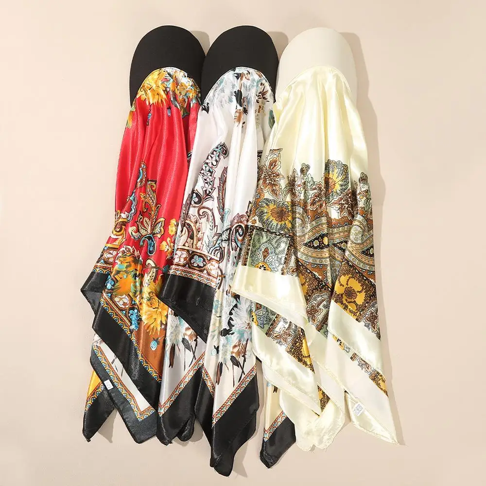 Black Square Hat Sunscreen Printed Headscarf Cap Outdoor Camping Peaked Cap Sunshade Hat Cashew Print Bandana Baseball Cap Satin
Black Square Hat Sunscreen Printed Headscarf Cap Outdoor Camping Peaked Cap Sunshade Hat Cashew Print Bandana Baseball Cap Satin