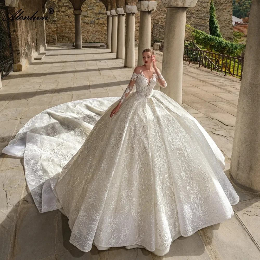 Alonlivn Vintage Very Puffy Ball Gown Wedding Dress With Embroidery Appliques Lace O-Neck Full Sleeves Bridal Gowns
Alonlivn Vintage Very Puffy Ball Gown Wedding Dress With Embroidery Appliques Lace O-Neck Full Sleeves Bridal Gowns