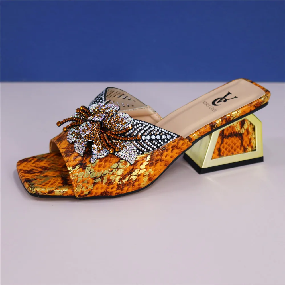 High Quality Shoes for Wedding Women Womens Platform Heels African Party Pumps Decorated with Rhinestone Wedges Shoes for Women
High Quality Shoes for Wedding Women Womens Platform Heels African Party Pumps Decorated with Rhinestone Wedges Shoes for Women