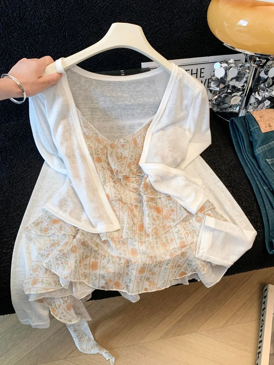 Elegant Summer Floral Lace Trim Halter Top And Cardigan Two Piece Set Color Versatile Open Front Sweater Women's Fashion
Elegant Summer Floral Lace Trim Halter Top And Cardigan Two Piece Set Color Versatile Open Front Sweater Women's Fashion