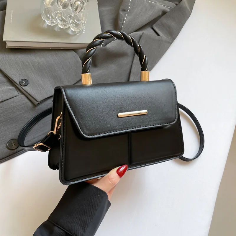 Fashionable New Minimalist Leather Women's Crossbody Bag, Versatile Commuting Casual Shoulder Bag, Banquet Small Square Bags
Fashionable New Minimalist Leather Women's Crossbody Bag, Versatile Commuting Casual Shoulder Bag, Banquet Small Square Bags