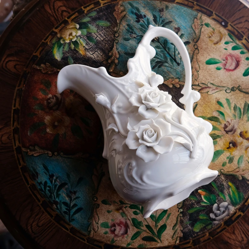 Heavy Sculpted Hand Pinch Rose Cream White Large Vase/Classic Vase Home Decoration
Heavy Sculpted Hand Pinch Rose Cream White Large Vase/Classic Vase Home Decoration