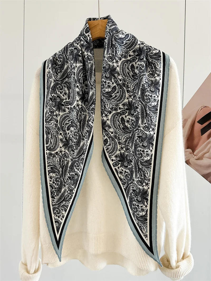 70% Wool 30% Silk Neck Scarves for Women Spring Ethnic Paisley Pattern Silk Wool Triangle Scarf Muffler Ladies Accessories
70% Wool 30% Silk Neck Scarves for Women Spring Ethnic Paisley Pattern Silk Wool Triangle Scarf Muffler Ladies Accessories