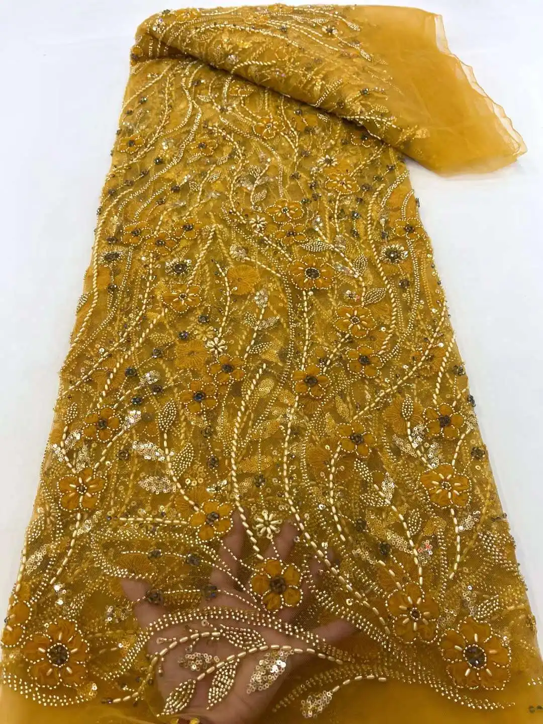 Luxury African Sequins Lace Fabric 2024 High Quality French Nigerian Groom Beaded Lace Fabric For Sewing Dress
Luxury African Sequins Lace Fabric 2024 High Quality French Nigerian Groom Beaded Lace Fabric For Sewing Dress