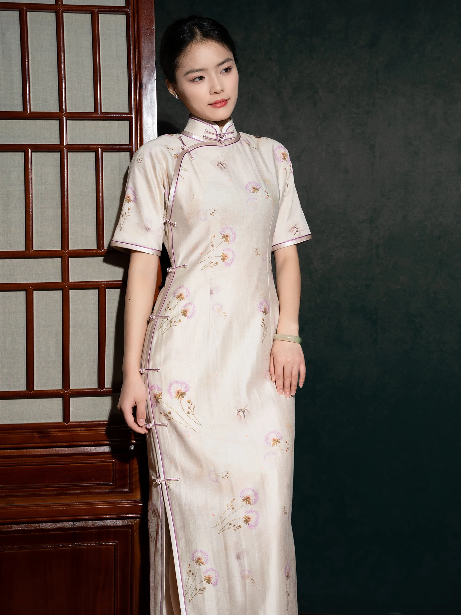 Ele Fren Silk Tea Le Tussah Шелковое льняное лоскутное длинное платье Ципао Женская повседневная одежда Лето Dr
Ele Fren Silk Tea Le Tussah Шелковое льняное лоскутное длинное платье Ципао Женская повседневная одежда Лето Dr