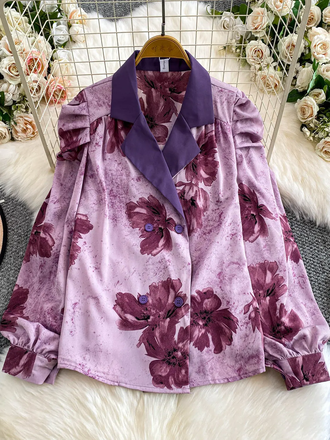 Женские рубашки и блузки с фиолетовым цветочным принтом, винтажные эстетические элегантные женские рубашки с длинными рукавами 2000-х годов, осень 2025 г. 
Женские рубашки и блузки с фиолетовым цветочным принтом, винтажные эстетические элегантные женские рубашки с длинными рукавами 2000-х годов, осень 2025 г.