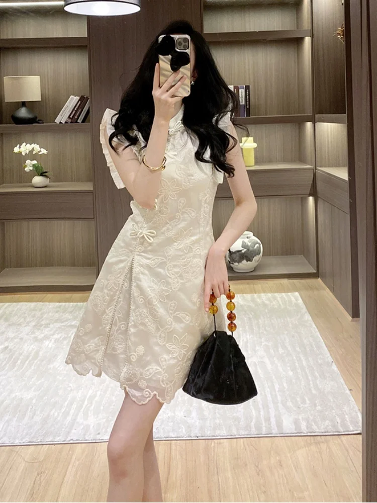 SMTHMA New Chinese Style Flying Sleeves With Sky Silk Embroidery Dress Two-Piece Set Women's Temperament Shorts 2 Piece Outfits
SMTHMA New Chinese Style Flying Sleeves With Sky Silk Embroidery Dress Two-Piece Set Women's Temperament Shorts 2 Piece Outfits