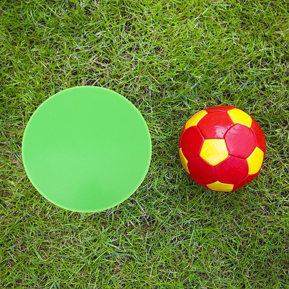 5Pcs Soccer Training Markers Pvc Flat Disc Football Practice Signs for Agility Speed Exercises
5Pcs Soccer Training Markers Pvc Flat Disc Football Practice Signs for Agility Speed Exercises