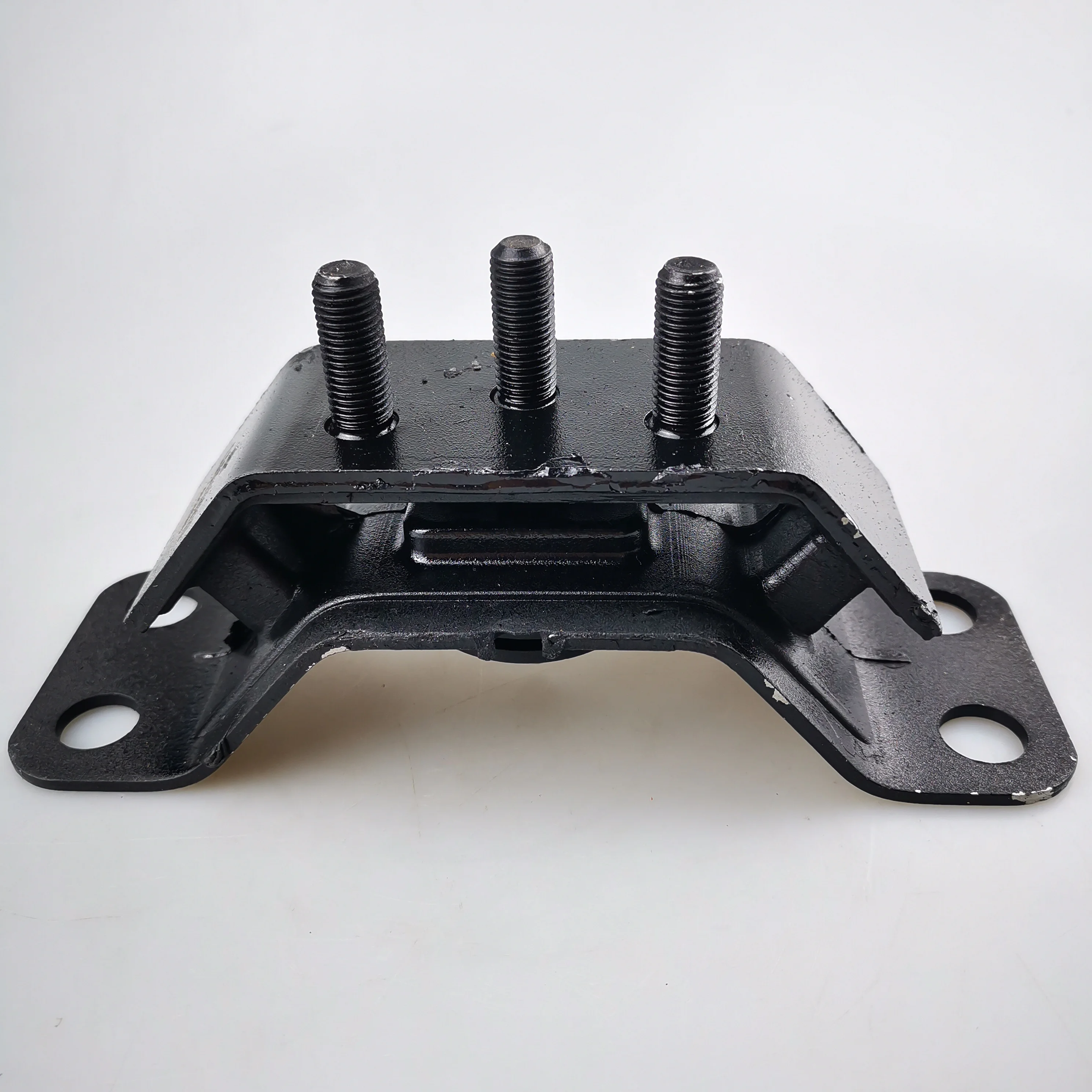 SAIC MAXUS G10 Original Rear Suspension Cushion C00035864 C00019910
SAIC MAXUS G10 Original Rear Suspension Cushion C00035864 C00019910