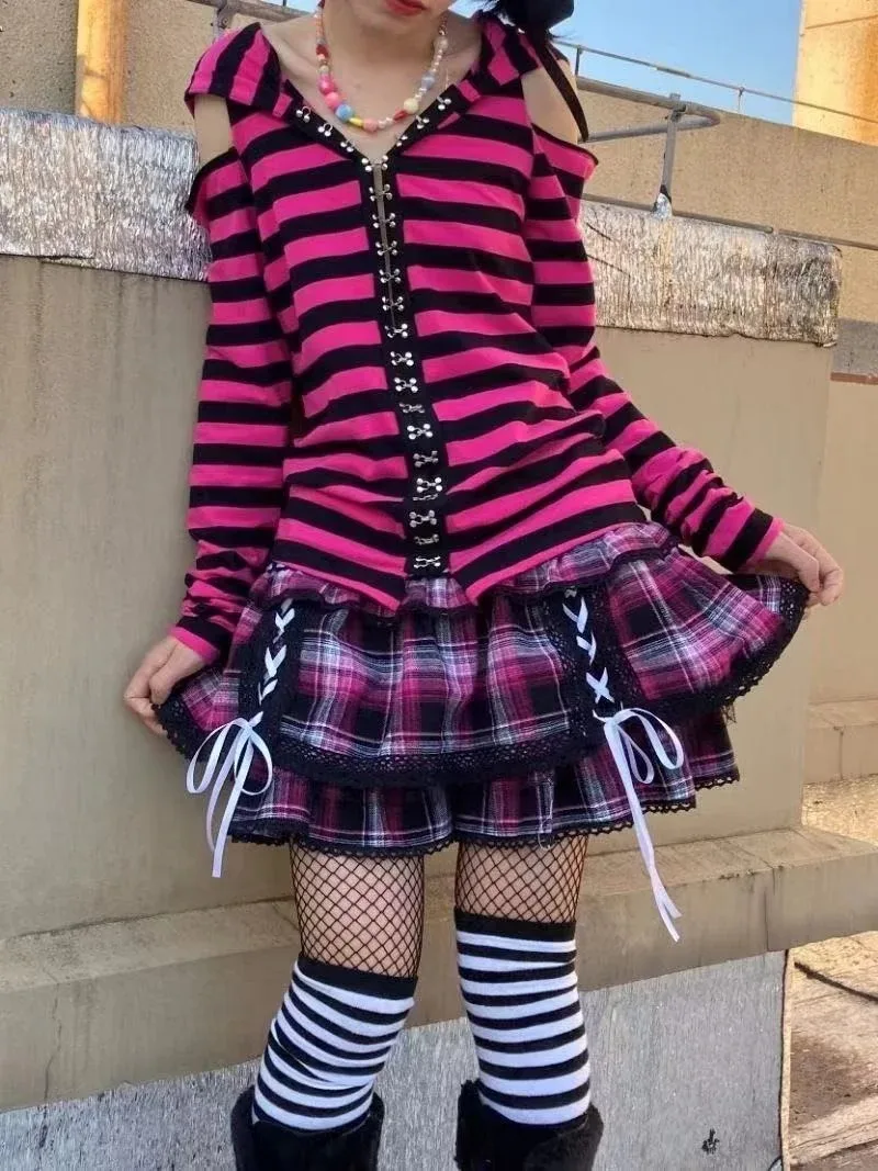 Pink Black Striped Hoodie Japanese Harajuku Girl Sweet Print Kawaii T-shirts Long Sleeve Women Cute Rabbit Ears Hooded Tops Goth
Pink Black Striped Hoodie Japanese Harajuku Girl Sweet Print Kawaii T-shirts Long Sleeve Women Cute Rabbit Ears Hooded Tops Goth