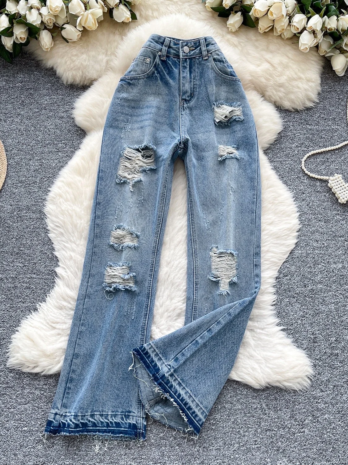Cool Spicy Light Blue Denim Jeans Women's High Waist Vintage Faded Frayed Design Sexy Long Pants Summer Casual Wide Leg Pants
Cool Spicy Light Blue Denim Jeans Women's High Waist Vintage Faded Frayed Design Sexy Long Pants Summer Casual Wide Leg Pants