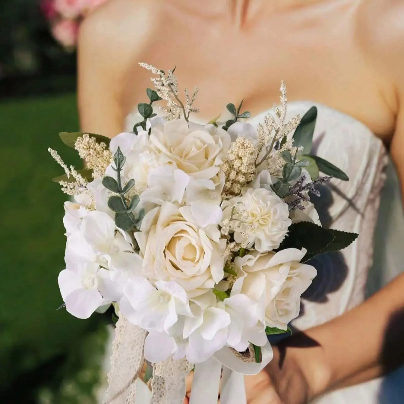 Искусственный свадебный цветок Ручной искусственный букет роз Белый и шампанское Невеста Подружка невесты Свадебная церемония Декор для вечеринки
Искусственный свадебный цветок Ручной искусственный букет роз Белый и шампанское Невеста Подружка невесты Свадебная церемония Декор для вечеринки