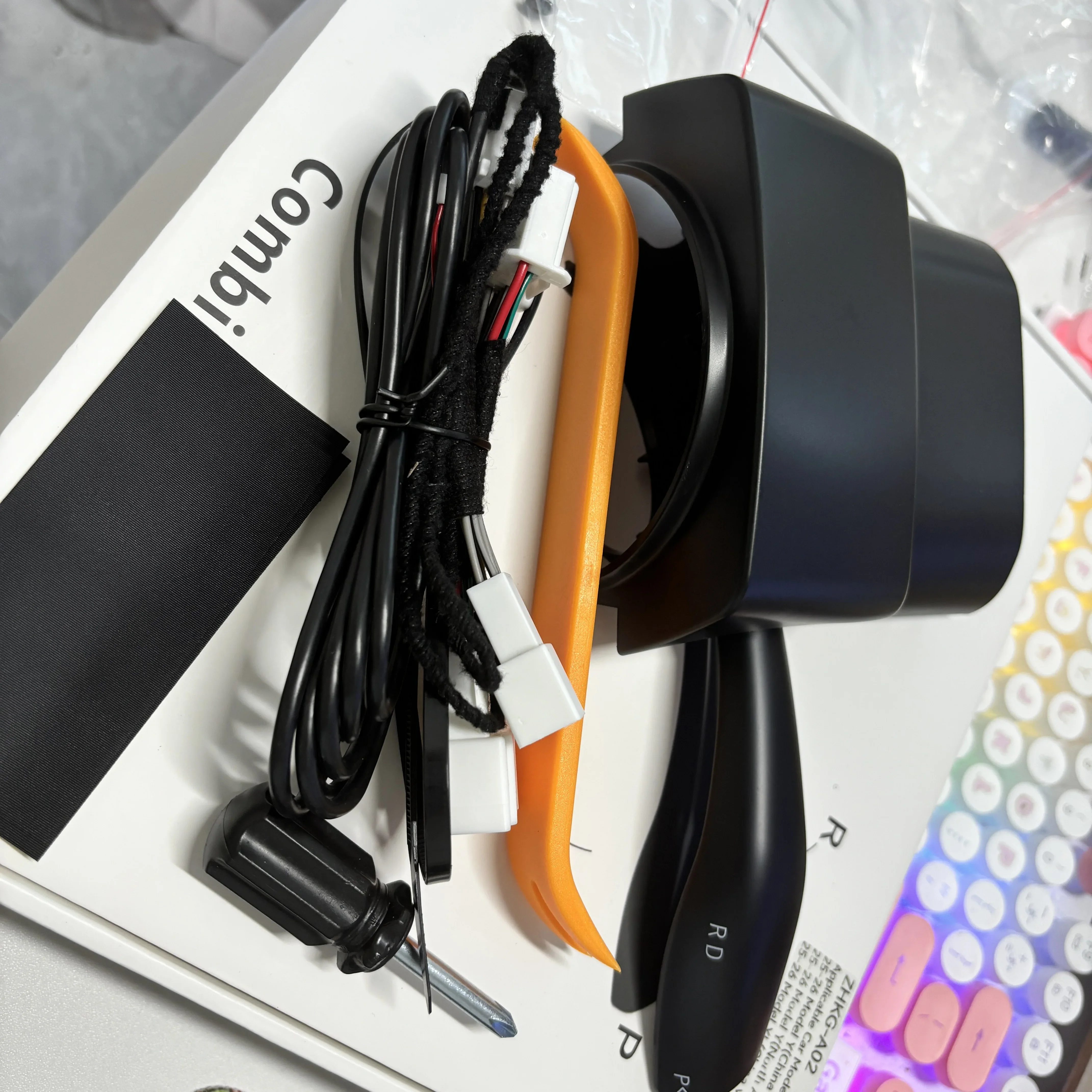 For Model Y Juniper Mini Function Gear Shift Stalk Physical Steering Wheel Stalk Bar Car Modified Accessories for Tesla New Y
For Model Y Juniper Mini Function Gear Shift Stalk Physical Steering Wheel Stalk Bar Car Modified Accessories for Tesla New Y