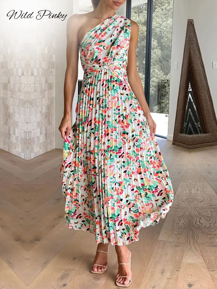 WildPinky New Elegant One Shoulder Print Dress Women Sleeveless Pleated A-line Long Dress 2024 Summer Croset Beach Party Dress
WildPinky New Elegant One Shoulder Print Dress Women Sleeveless Pleated A-line Long Dress 2024 Summer Croset Beach Party Dress