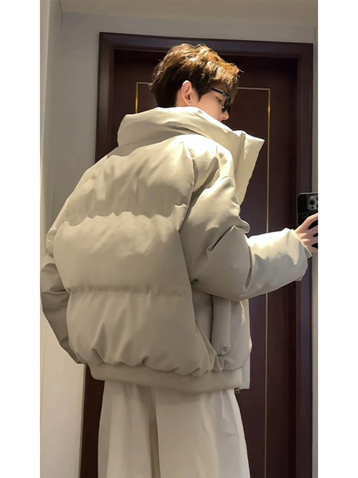 Мужская зимняя куртка в американском ретро-стиле из хлопка, утепленная, повседневная, для молодежи
Мужская зимняя куртка в американском ретро-стиле из хлопка, утепленная, повседневная, для молодежи