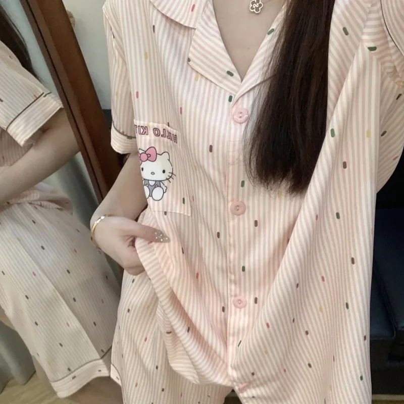 2025 new cartoon women's pajamas cute Hello Kitty pink two-piece short-sleeved shorts Hello Kitty casual women's loungewear
2025 new cartoon women's pajamas cute Hello Kitty pink two-piece short-sleeved shorts Hello Kitty casual women's loungewear