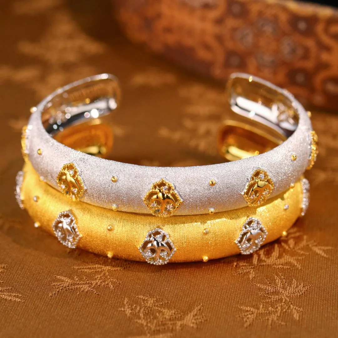 ZOCA Italian Handmade Wire Drawing Royal Retro Style Jewelry Real 925 Sterling Silver Bracelets Elegant French Bracelet Bangles
ZOCA Italian Handmade Wire Drawing Royal Retro Style Jewelry Real 925 Sterling Silver Bracelets Elegant French Bracelet Bangles