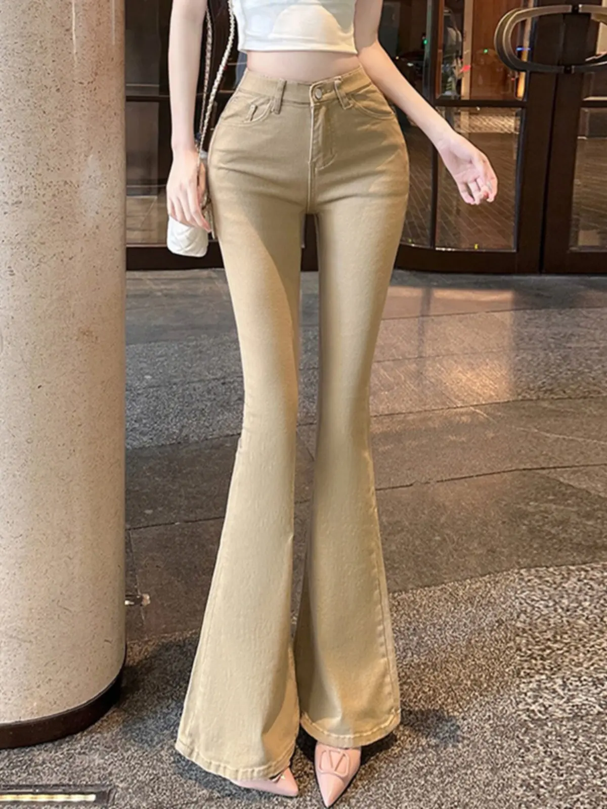 American Style High Waist Slim Fit Thin Denim Jeans Women's Khaki Color Spring Summer Straight Leg Pants Commute Long Trousers
American Style High Waist Slim Fit Thin Denim Jeans Women's Khaki Color Spring Summer Straight Leg Pants Commute Long Trousers