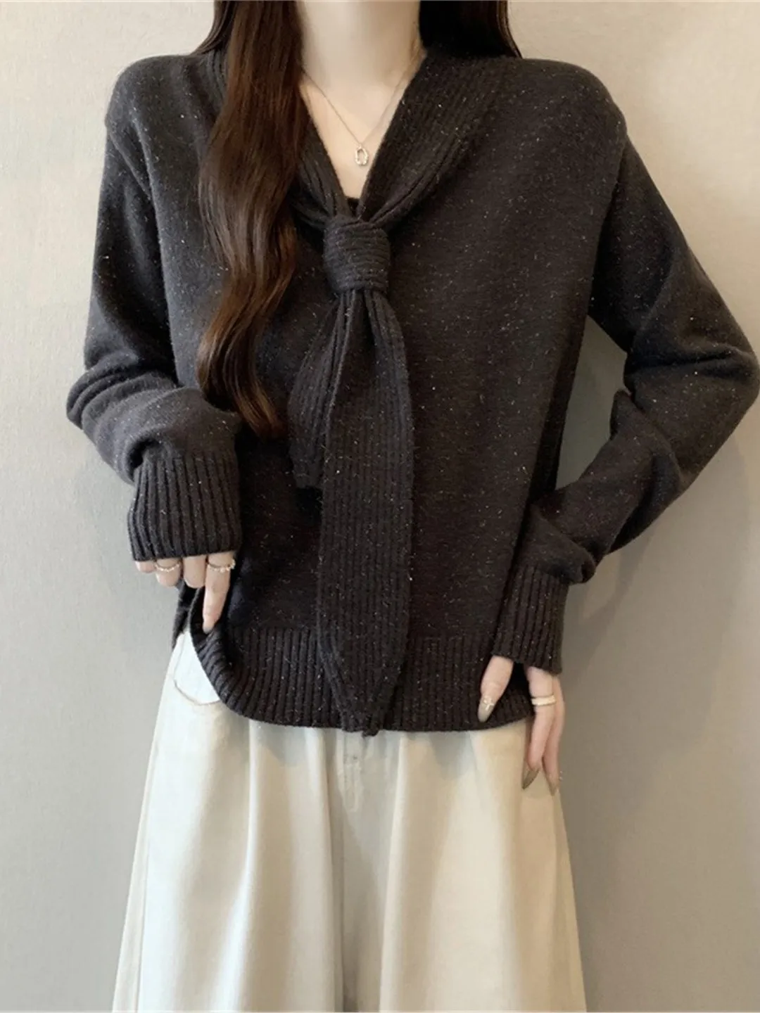 Шелковый свитер Ele Wrap с V-образным вырезом и блестками, женский, большой размер, модный универсальный топ для осени и зимы
Шелковый свитер Ele Wrap с V-образным вырезом и блестками, женский, большой размер, модный универсальный топ для осени и зимы