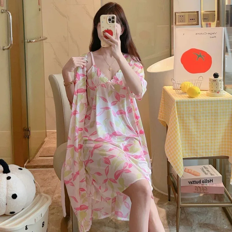 Sexy Summer Women 2pcs Sleepwear Set Sweet Sleeveless Floral Slip Night Dress Ice Silk Lingerie Nightgown With Bath Robe
Sexy Summer Women 2pcs Sleepwear Set Sweet Sleeveless Floral Slip Night Dress Ice Silk Lingerie Nightgown With Bath Robe