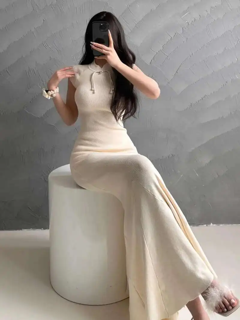Новое платье Cheongsam в китайском стиле с воротником-стойкой и пряжкой, женское летнее платье, элегантные платья, новинка
Новое платье Cheongsam в китайском стиле с воротником-стойкой и пряжкой, женское летнее платье, элегантные платья, новинка