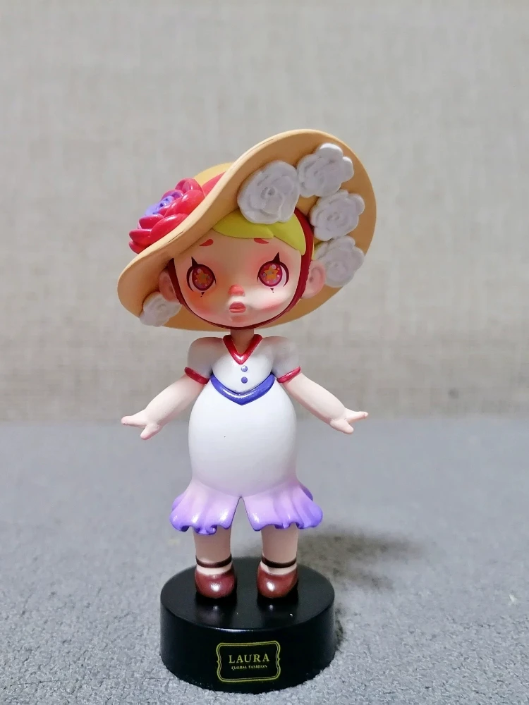 LAURA Authentic Floral Fashion Series Blind Box Cute Girl Collectible Figure Desktop Ornament Ideal Gift For Girls Anime Lovers
LAURA Authentic Floral Fashion Series Blind Box Cute Girl Collectible Figure Desktop Ornament Ideal Gift For Girls Anime Lovers