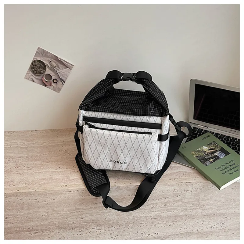 Lightweight Outdoor Crossbody Bag for Hiking And Trekking Waterproof Single Shoulder Backpack for Men And Women Commuter Style
Lightweight Outdoor Crossbody Bag for Hiking And Trekking Waterproof Single Shoulder Backpack for Men And Women Commuter Style